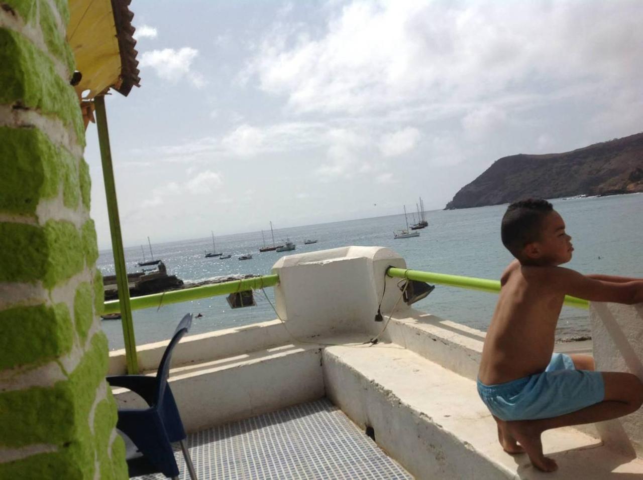 Casa Cabral : Big Apartment Next To The Beach Tarrafal  Ngoại thất bức ảnh